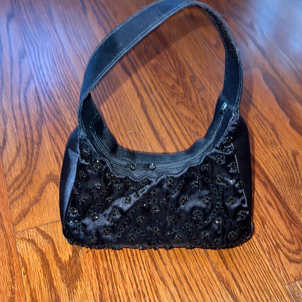 Womens evening bag beaded